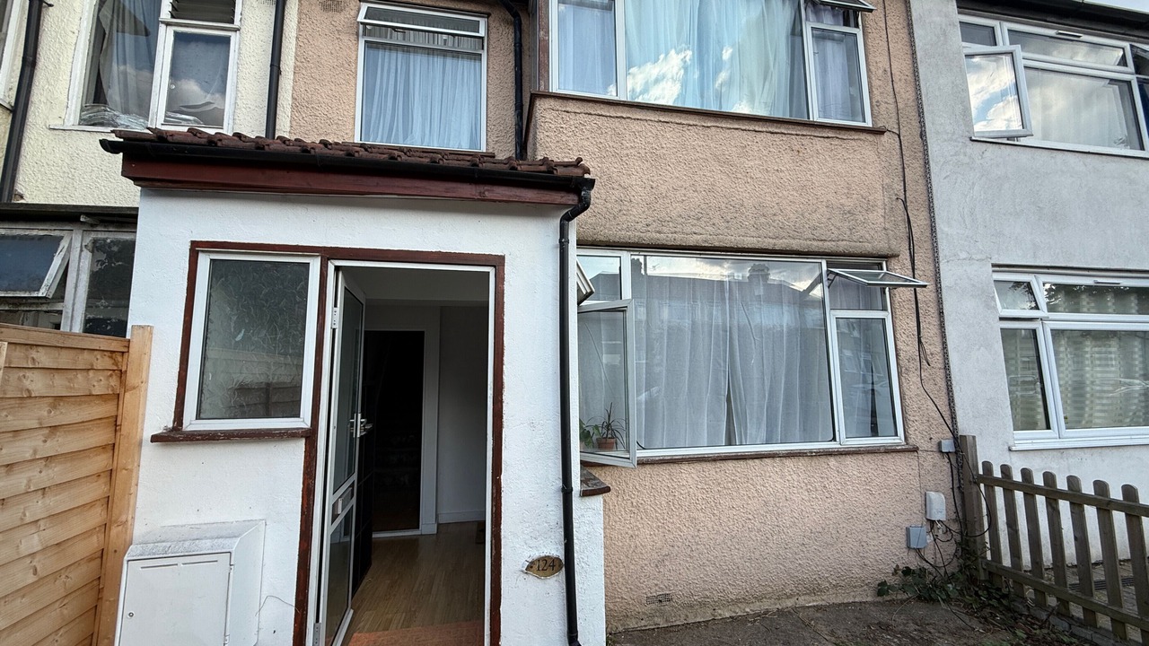 Photo of Others in West Hendon