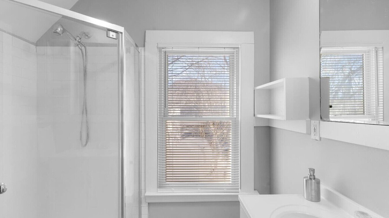 Photo of Bathroom in West New Haven