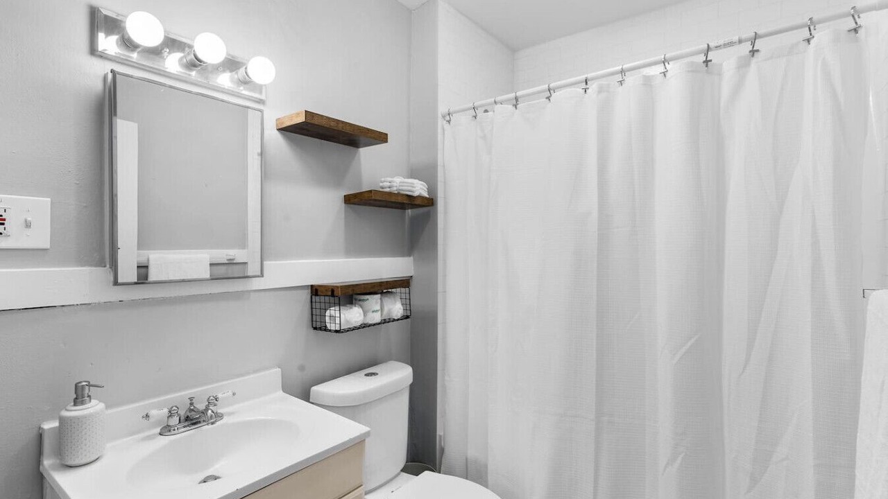 Photo of Bathroom in West New Haven