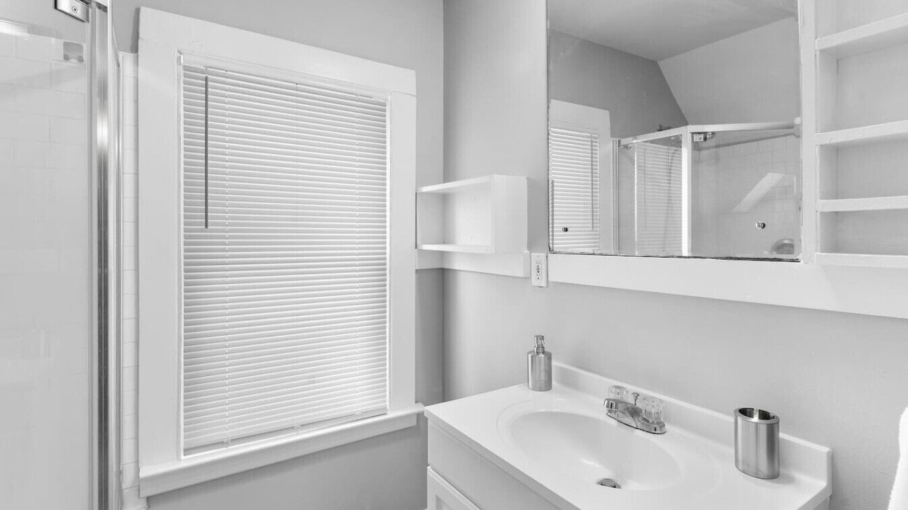 Photo of Bathroom in West New Haven