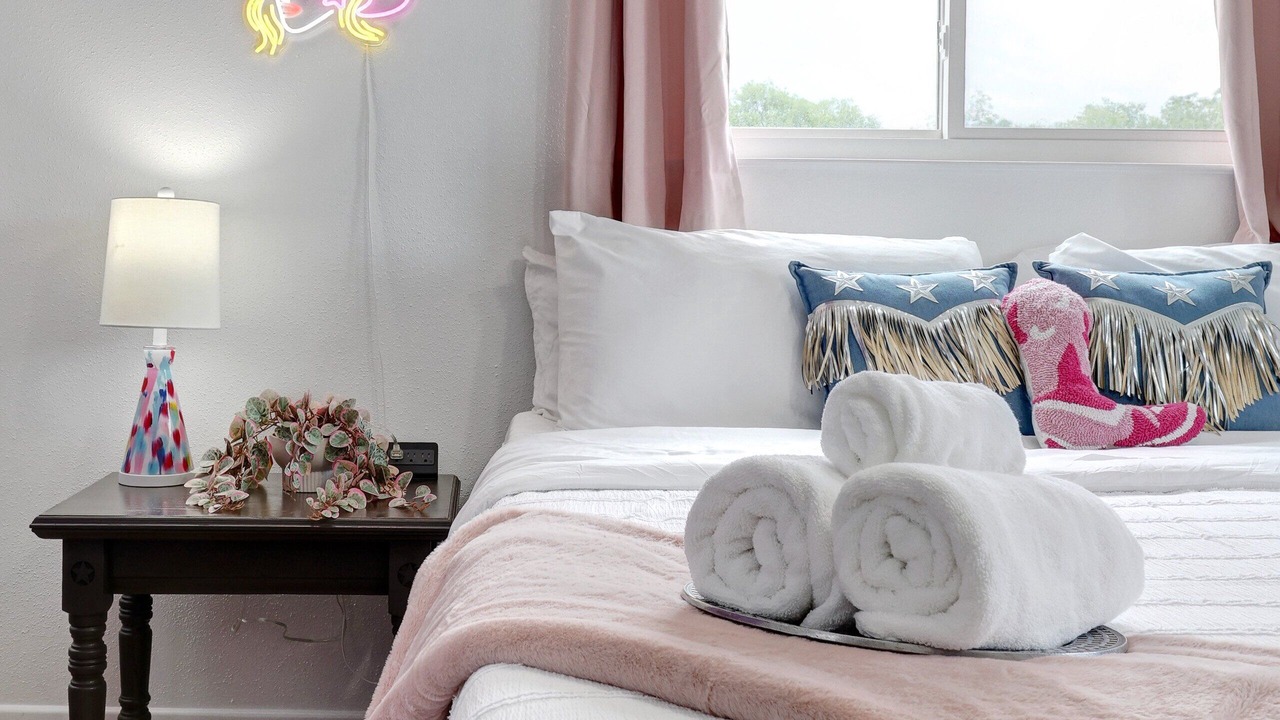 Photo of Bedroom in Medina County