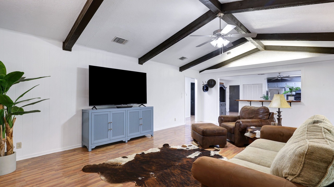 Photo of Livingroom in Medina County