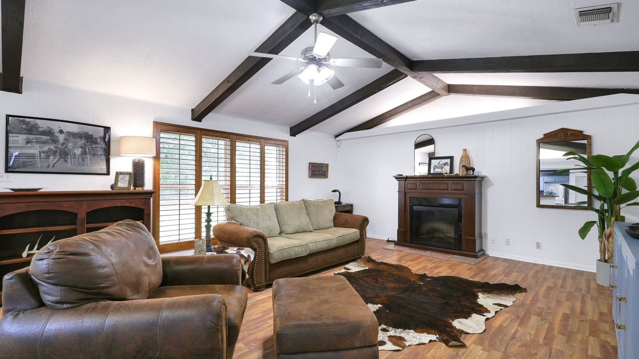 Photo of Livingroom in Medina County