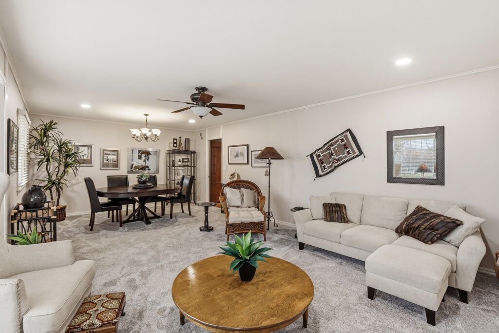 Photo of Livingroom in Ponca City