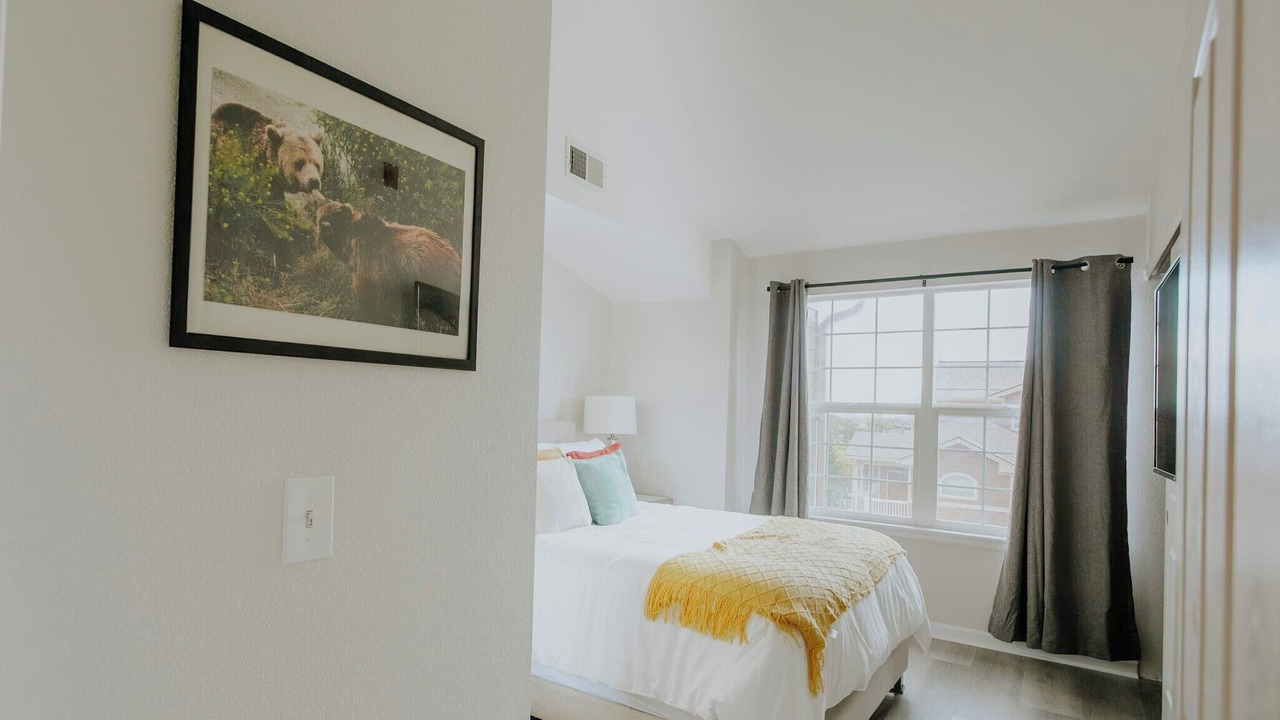 Photo of Bedroom in Englewood