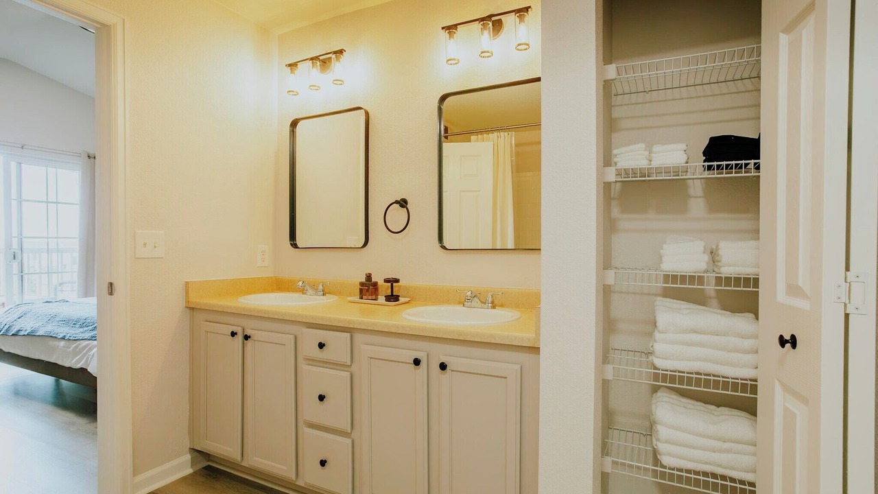 Photo of Bathroom in Englewood