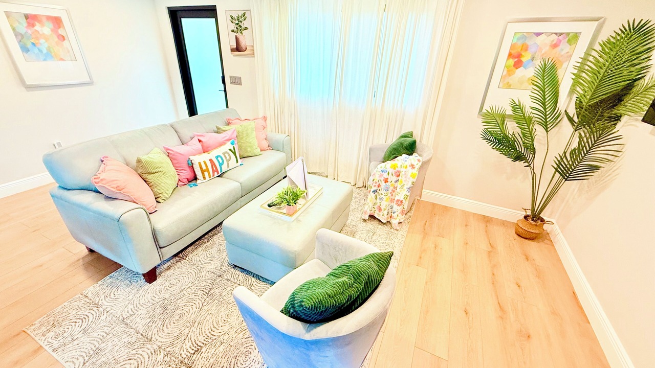 Photo of Livingroom in Tampa