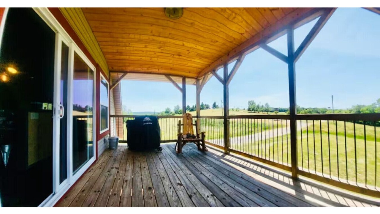 Photo of Patio Balcony in Wardensville