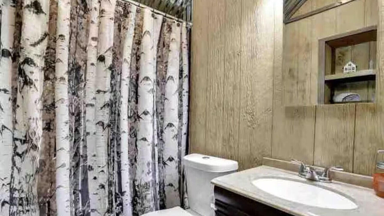 Photo of Bathroom in Wardensville