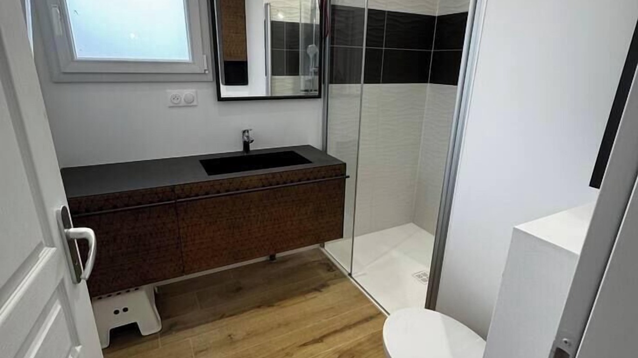 Photo of Bathroom in Les Moutiers-en-Retz