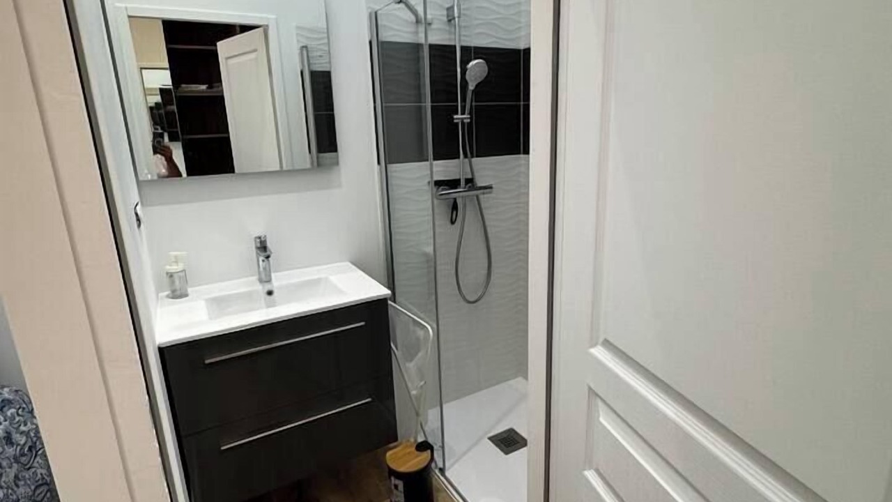 Photo of Bathroom in Les Moutiers-en-Retz