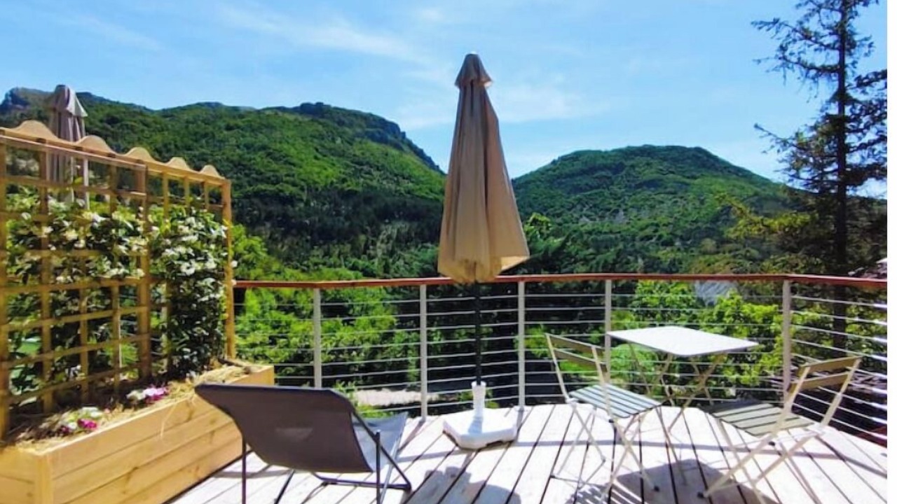 Photo of Outdoor in Eourres