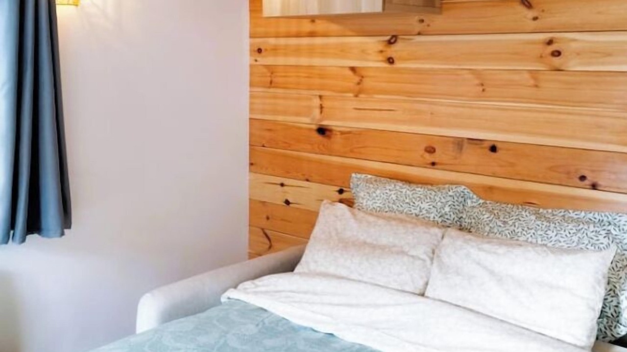 Photo of Bedroom in Eourres