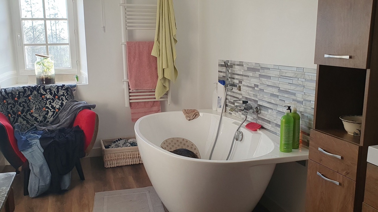 Photo of Bathroom in Dompierre-sur-Charente