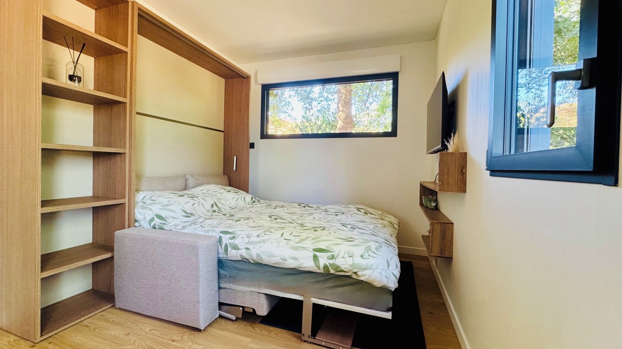 Photo of Bedroom in Bourg-des-Comptes