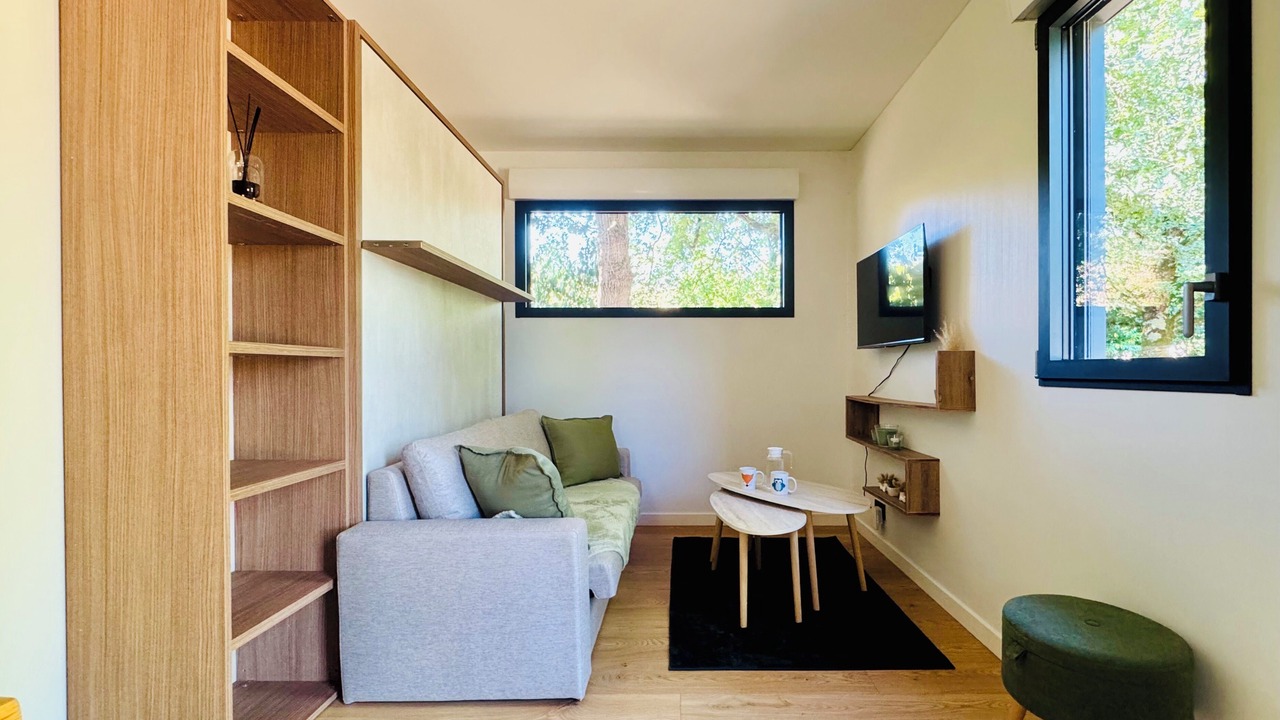 Photo of Livingroom in Bourg-des-Comptes
