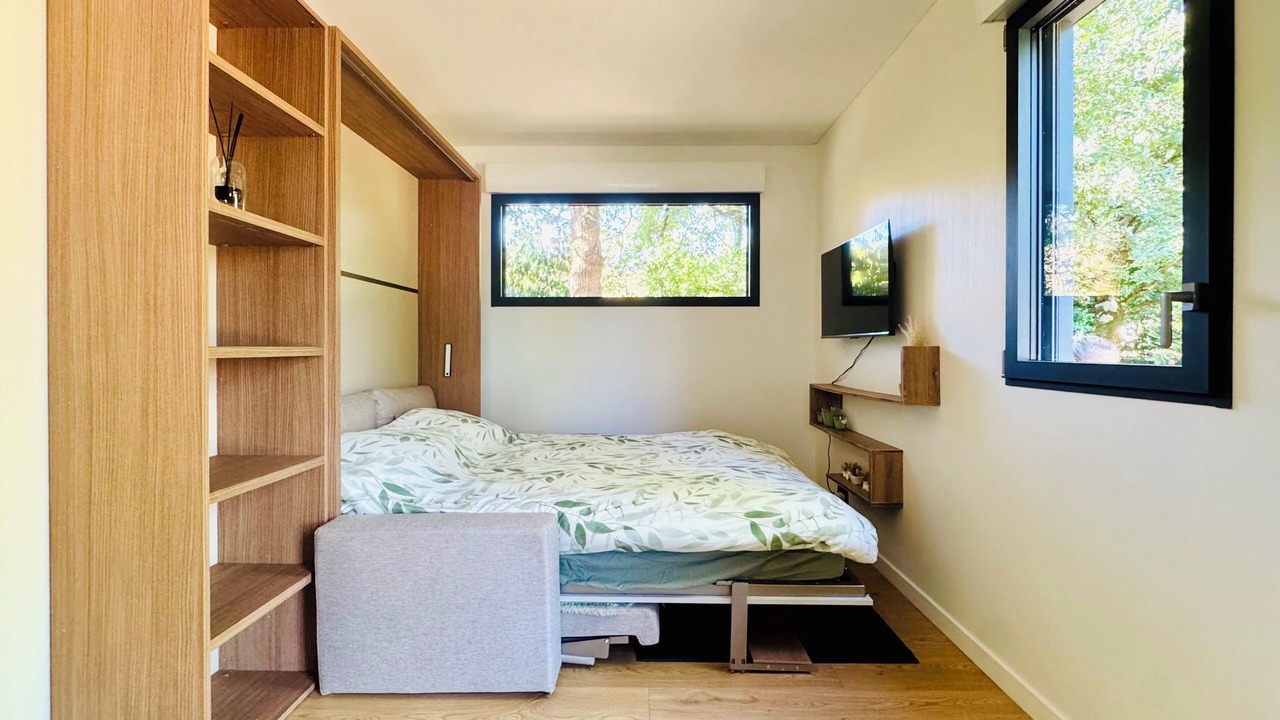 Photo of Bedroom in Bourg-des-Comptes