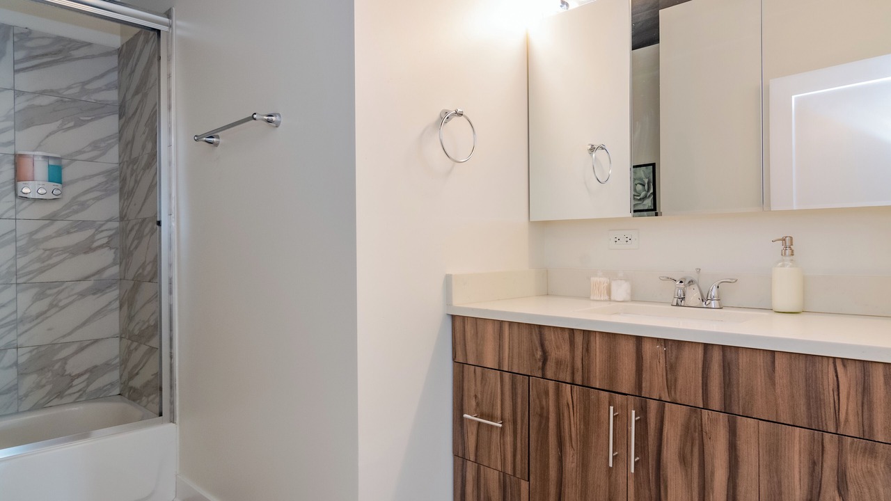 Photo of Bathroom in Near South Side