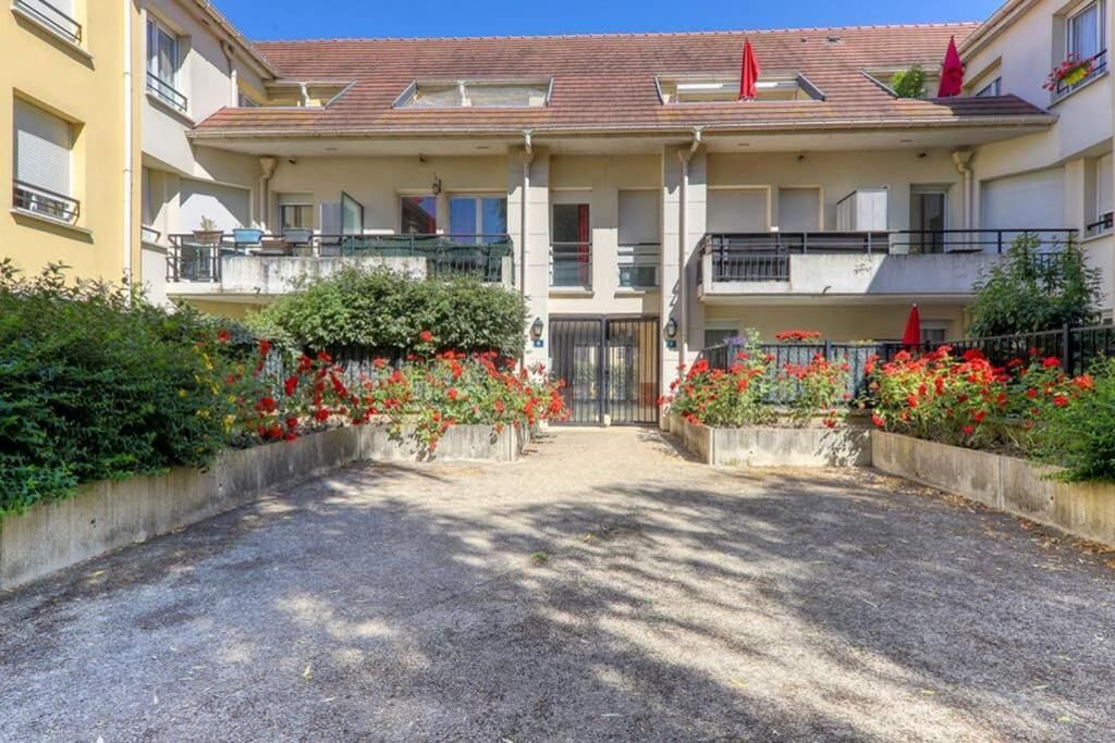 Photo of Outdoor in Serris