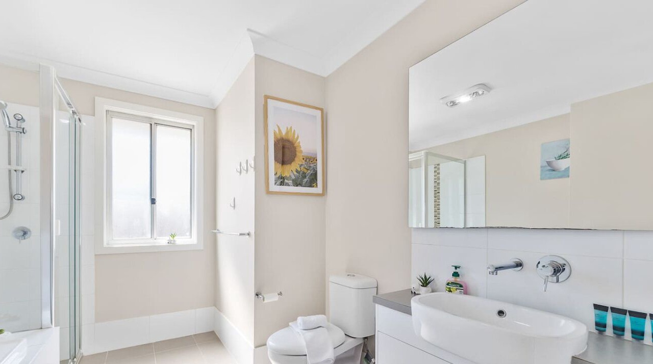 Photo of Bathroom in The Ponds