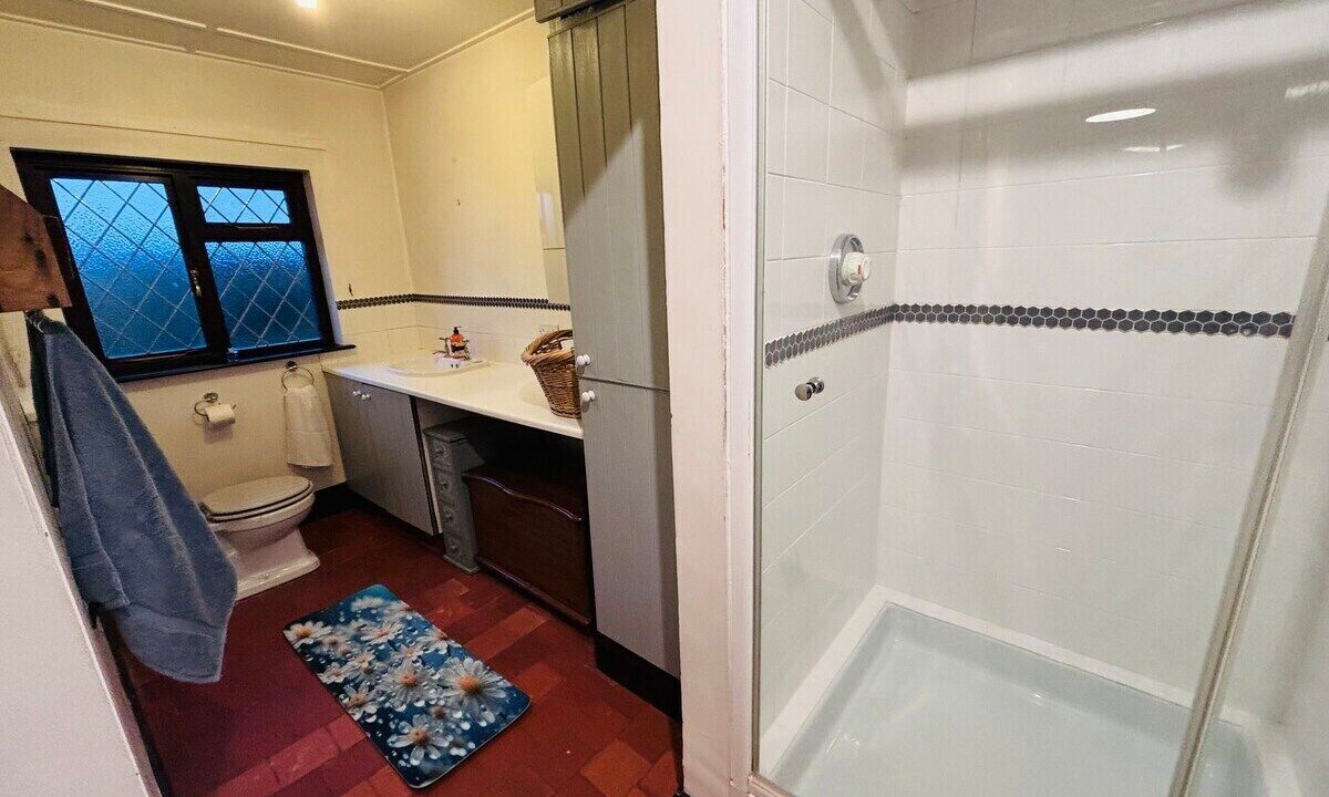 Photo of Bathroom in Waterlooville