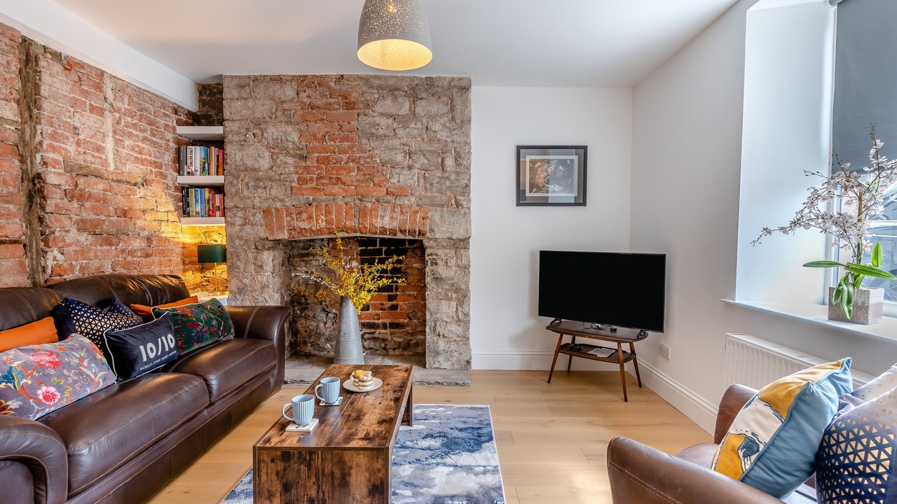 Photo of Livingroom in Crickhowell