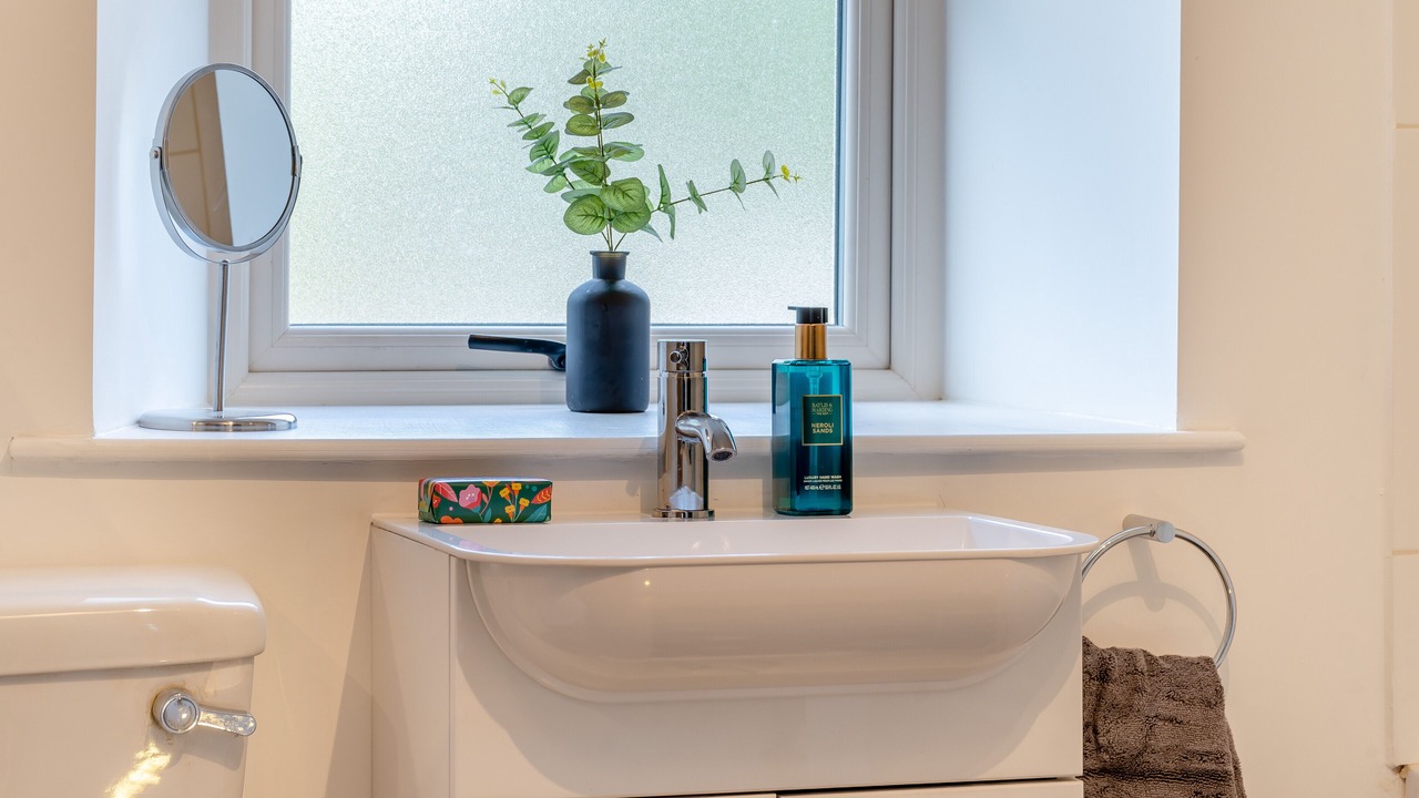 Photo of Bathroom in Crickhowell