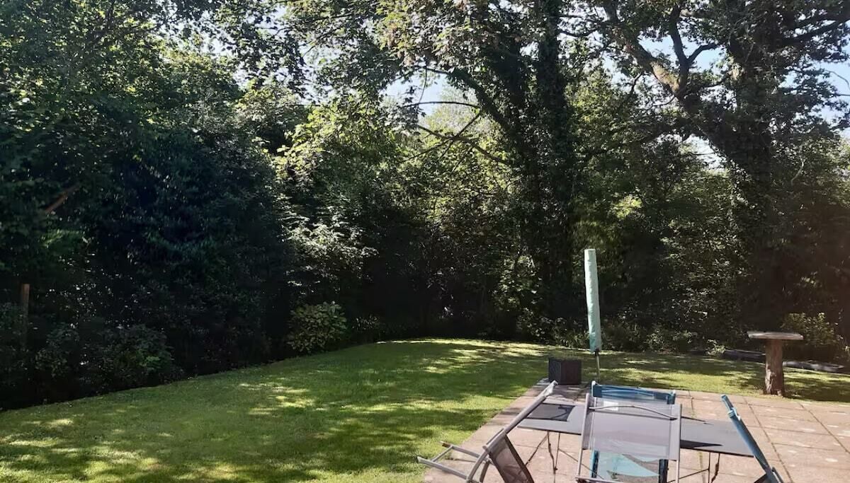 Photo of Outdoor in Netley