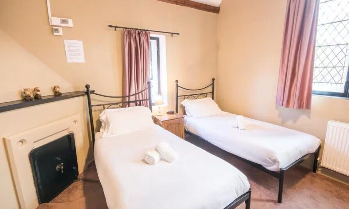 Photo of Others in Netley