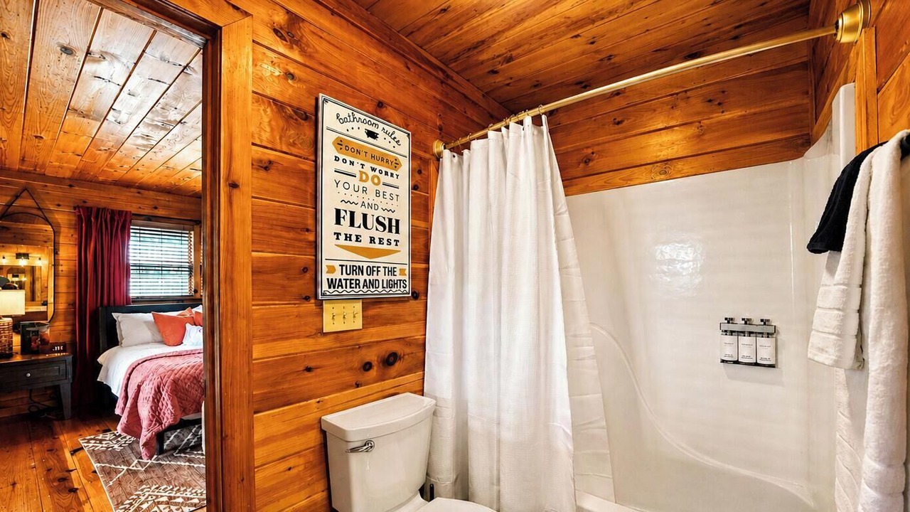 Photo of Bathroom in Necowa Cove
