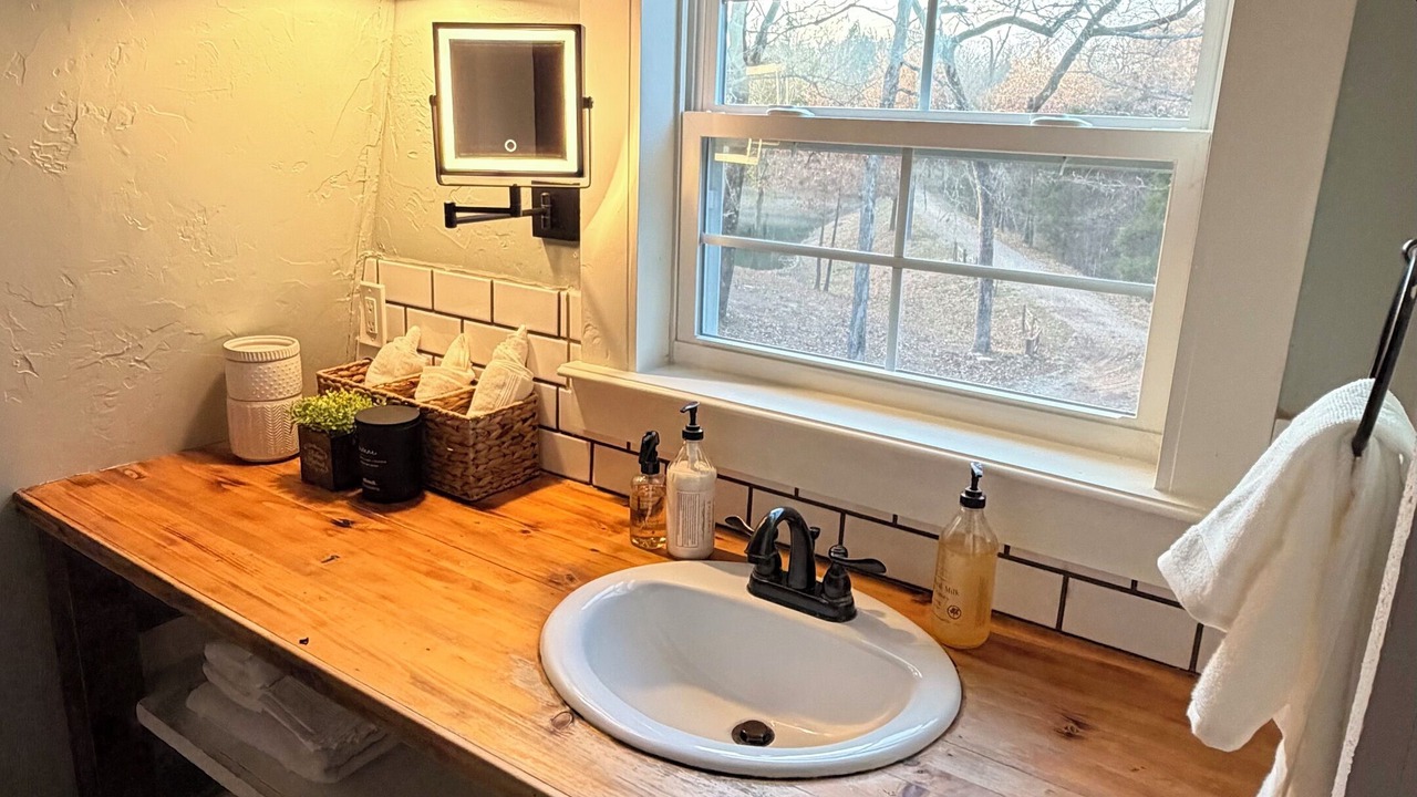 Photo of Bathroom in Emory