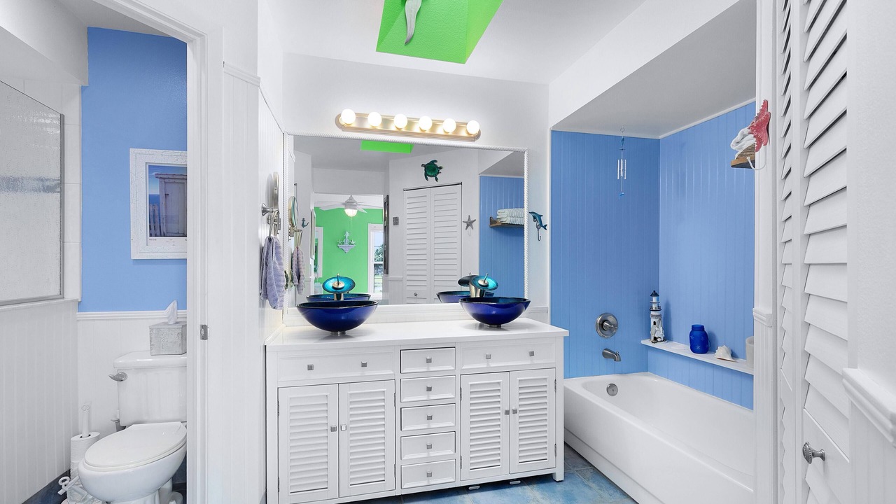 Photo of Bathroom in Biggar