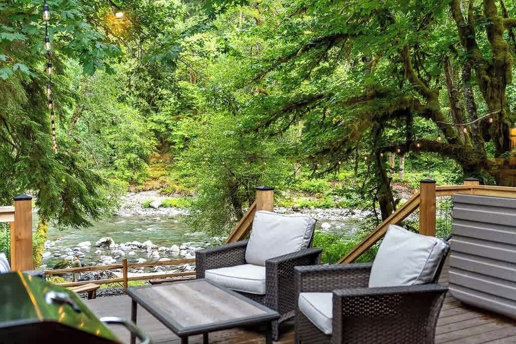 Photo of Patio Balcony in Verlot