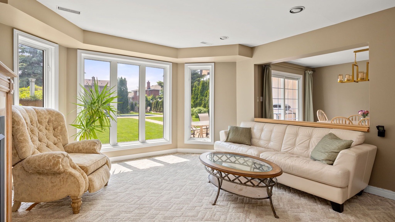 Photo of Livingroom in Rathwood