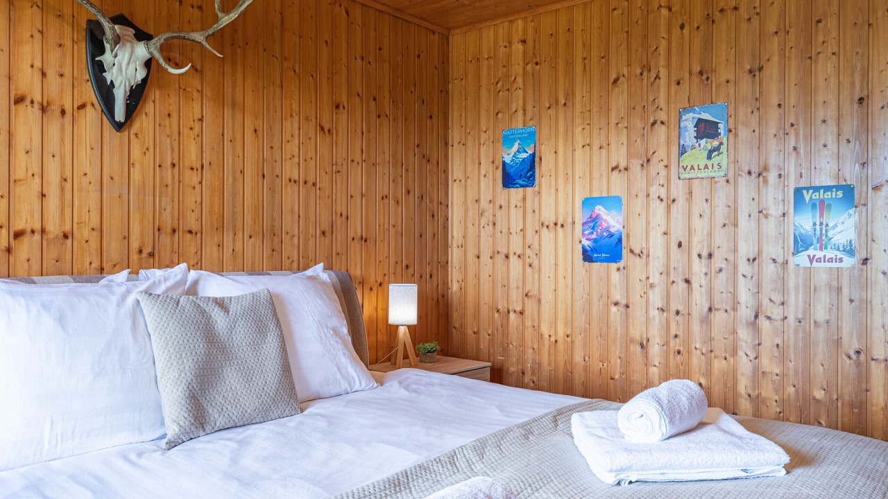 Photo of Bedroom in Vex