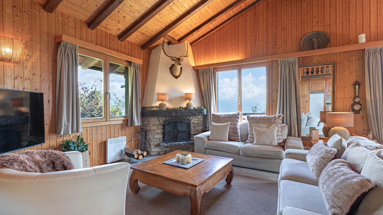 Photo of Livingroom in Vex