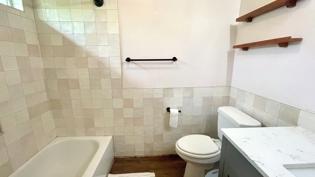 Photo of Bathroom in North Loop