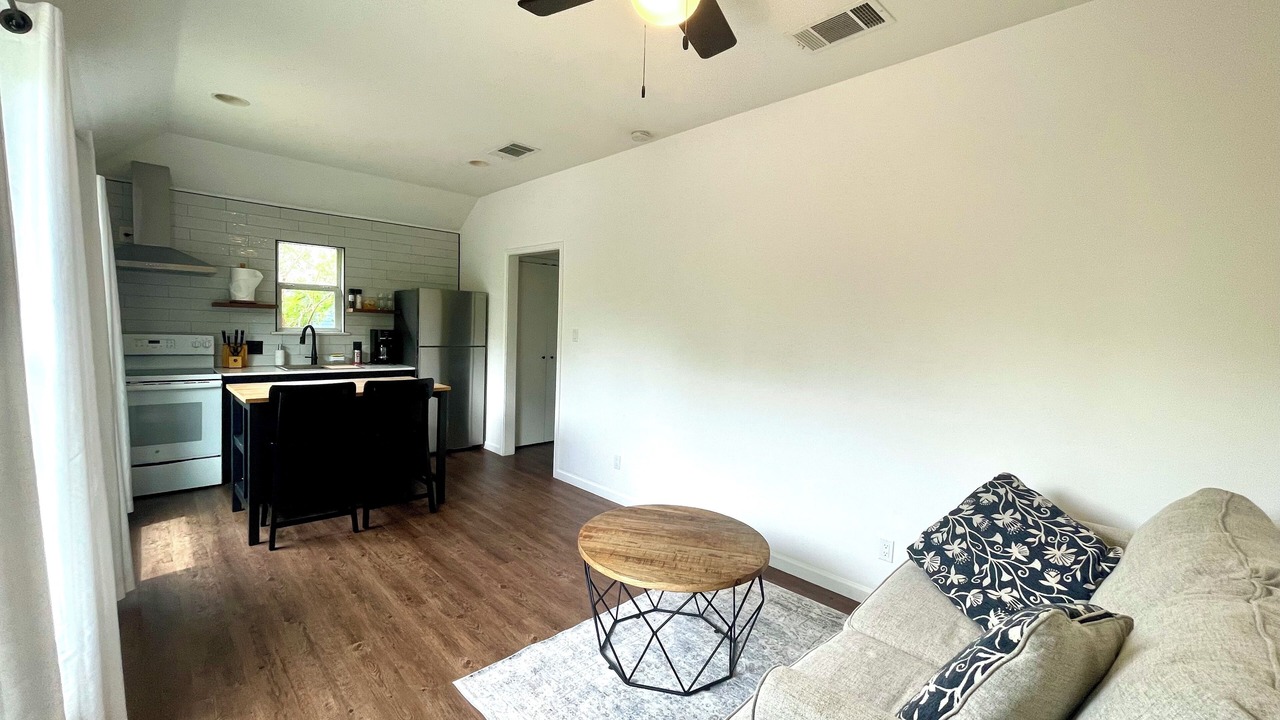 Photo of Livingroom in North Loop