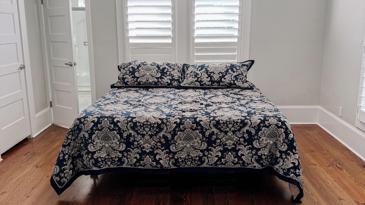 Photo of Bedroom in Blountstown