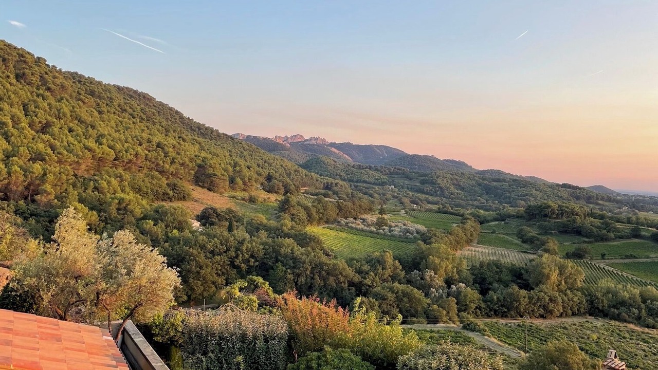 Photo of Others in Seguret