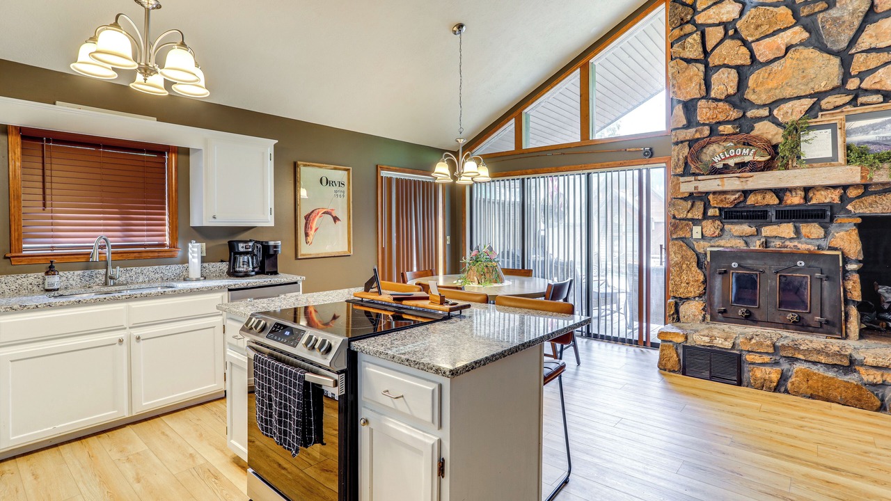 Photo of Kitchen in Lakeview