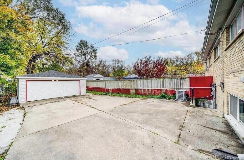 Photo of Outdoor in Villa Park