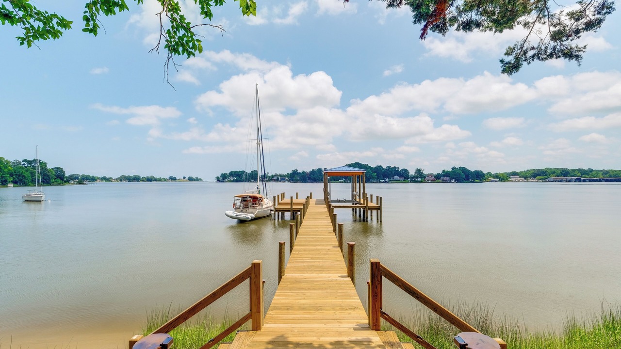 Photo of Others in Colonial Beach