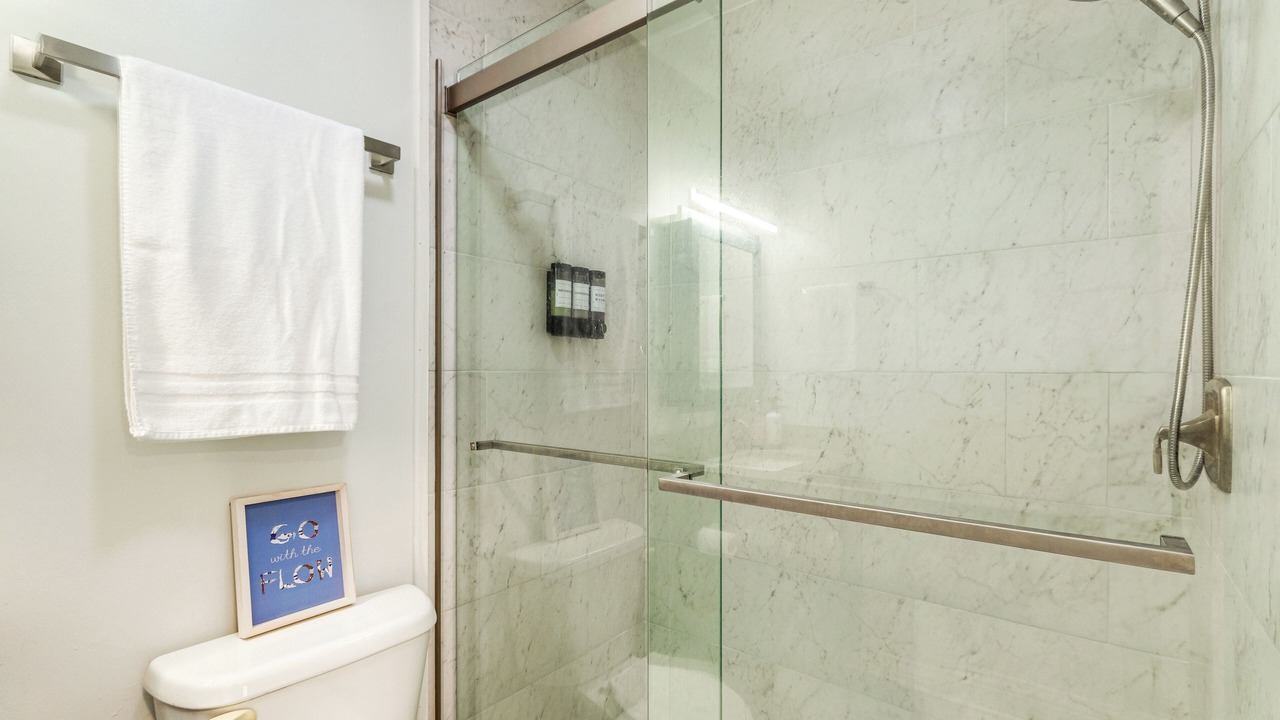 Photo of Bathroom in Colonial Beach