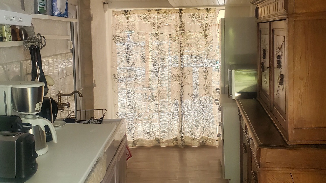Photo of Kitchen in Mezel