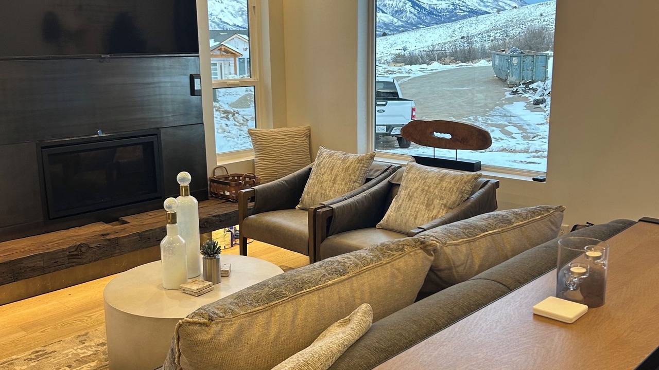 Photo of Livingroom in Eden