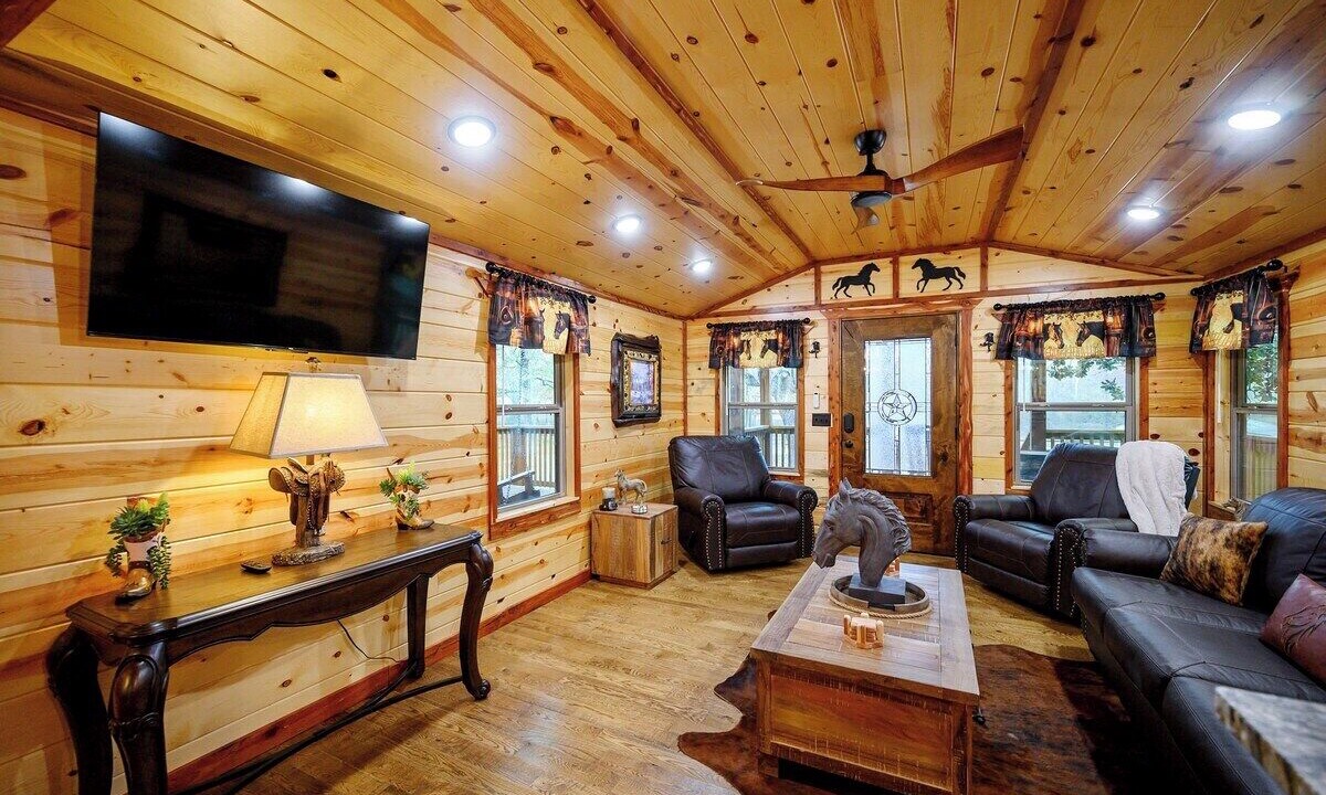 Photo of Livingroom in Golden