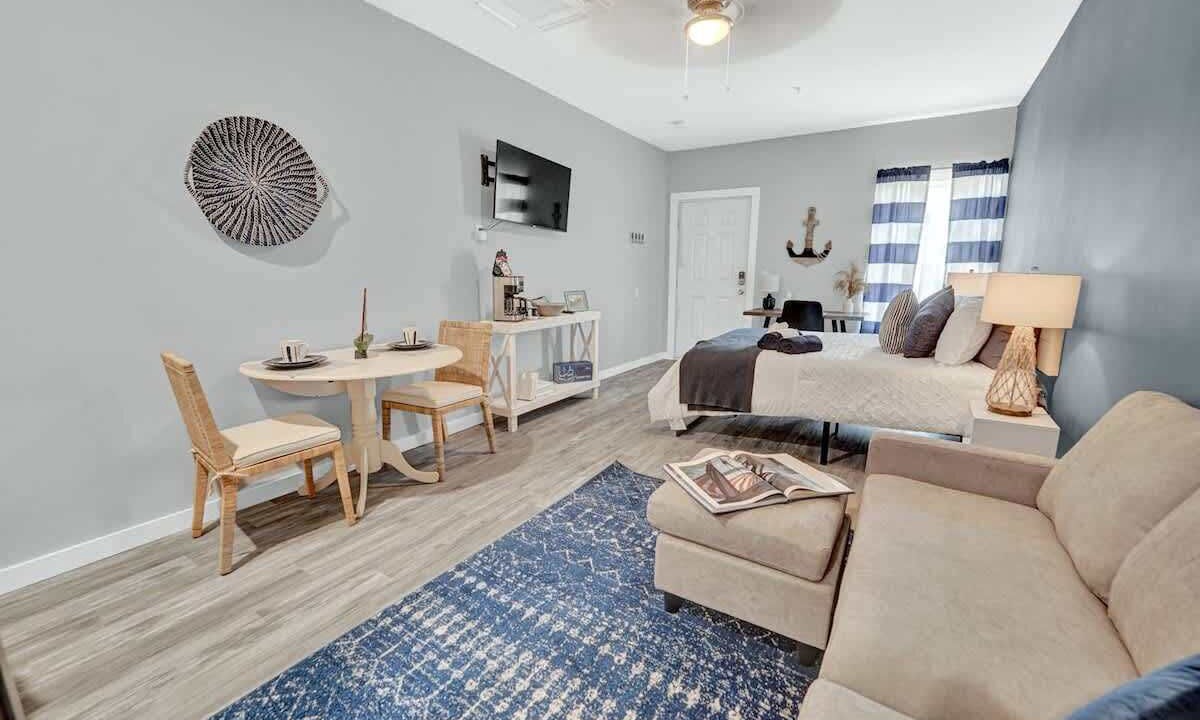 Photo of Bedroom in Fort Walton Beach