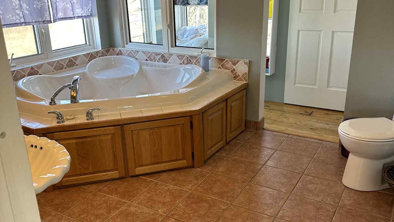 Photo of Bathroom in Pointe-du-Chene