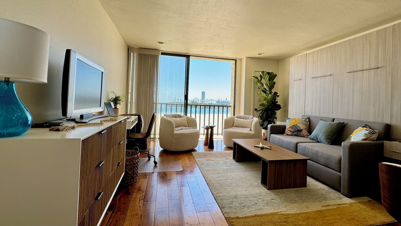 Photo of Livingroom in Alamitos Beach